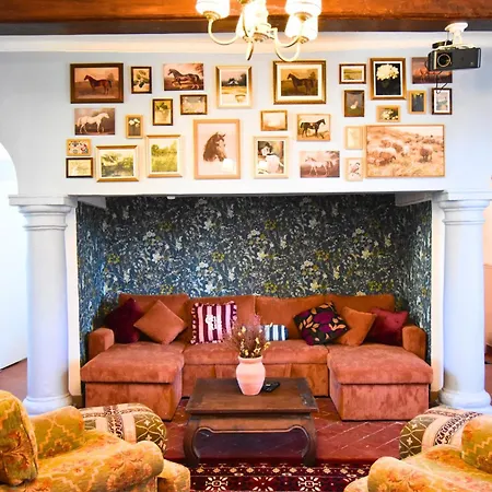 Hotel Chateau De Ravenel